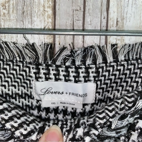 Lovers & Friends Arion Houndstooth Mini Skirt - Picture 4 of 6
